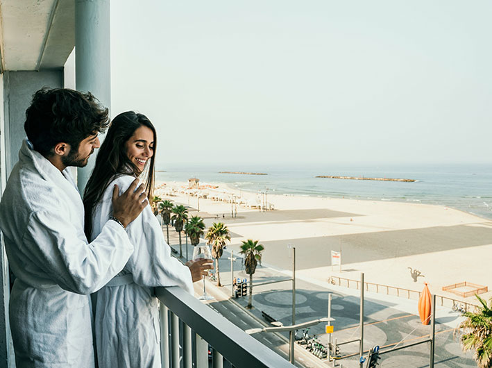 Honeymoon hotel with sea view